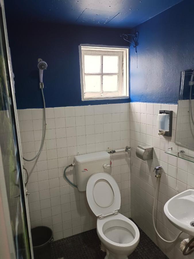 Ch Travellers Inn Тана Рата Екстериор снимка